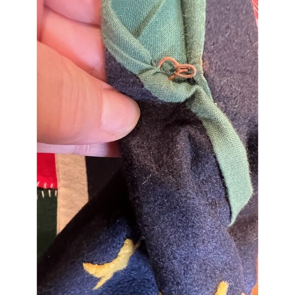 Christmas Tree Skirt Mushroom Houses 52in Felt Appliqué Handmade Vintage Folkart - Picture 5 of 10